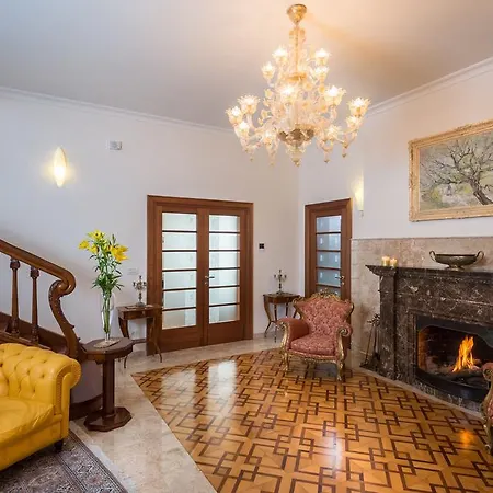 Villa Split Villa *